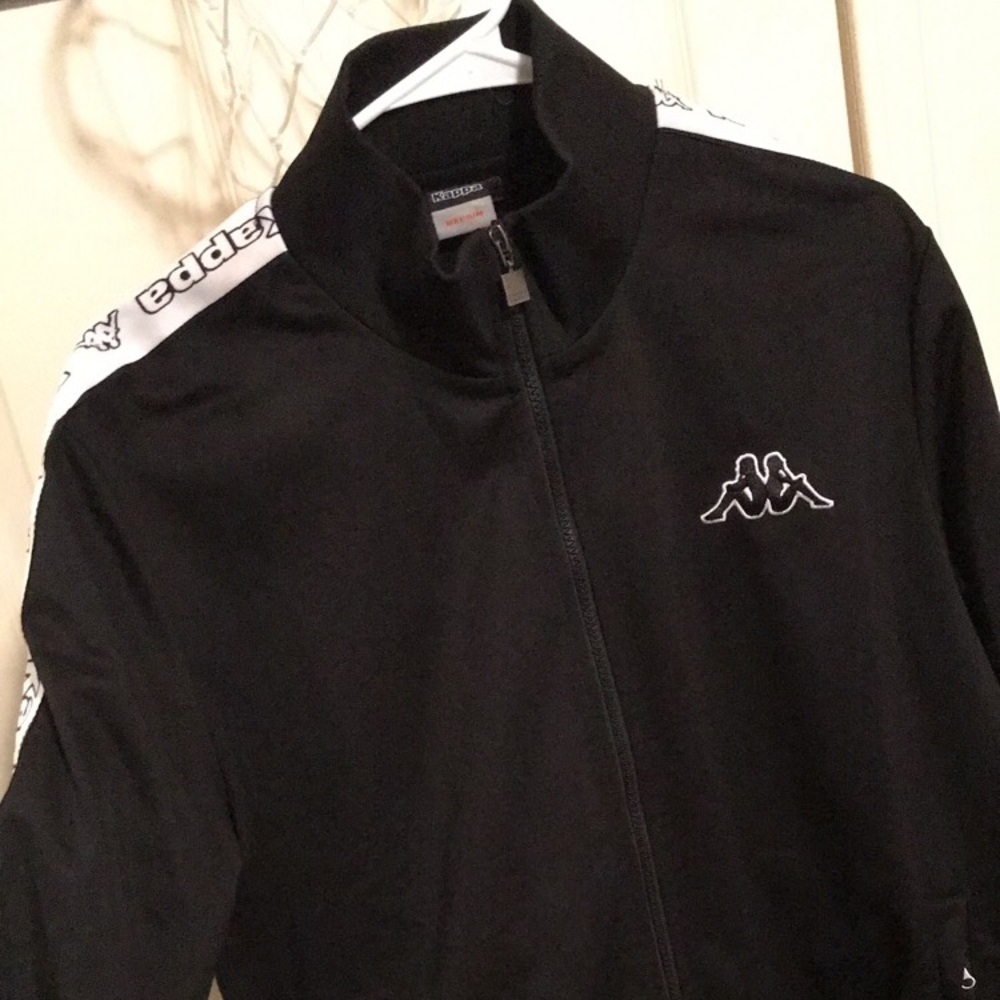 Zip up